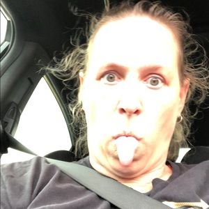 Meet your Posher, Carrie